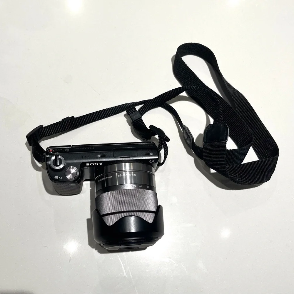 Sony Nex-5N Black and Silver Digital Camera with Accessories
